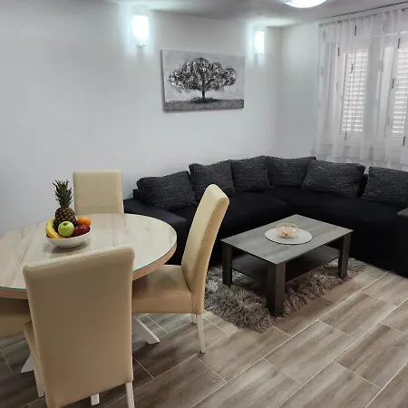 Appartement Luxury Apartmens *